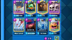 Clash royale using a balance deck