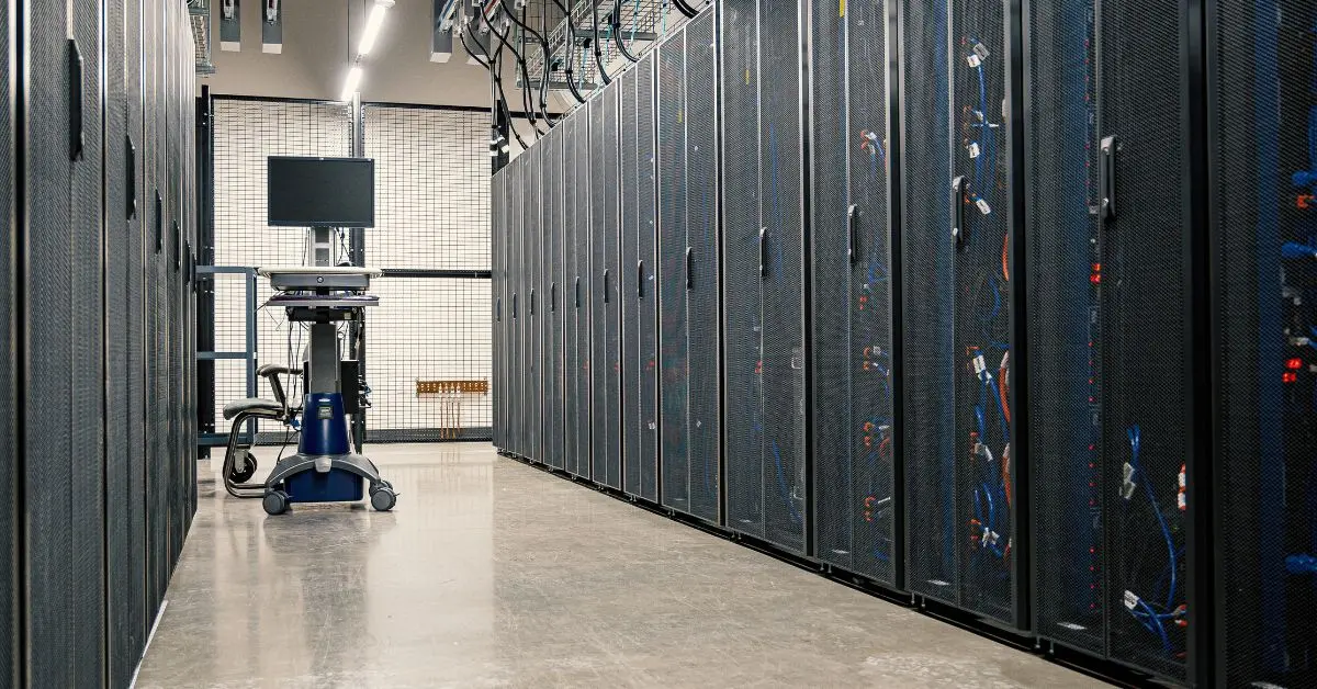 How to Choose the Perfect Dedicated Server for a Startup or Large-Scale Project: Key Criteria and Pitfalls